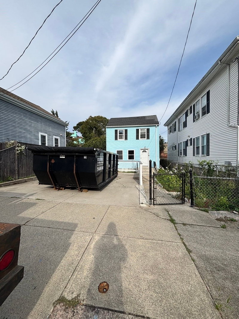46 Cottage St
