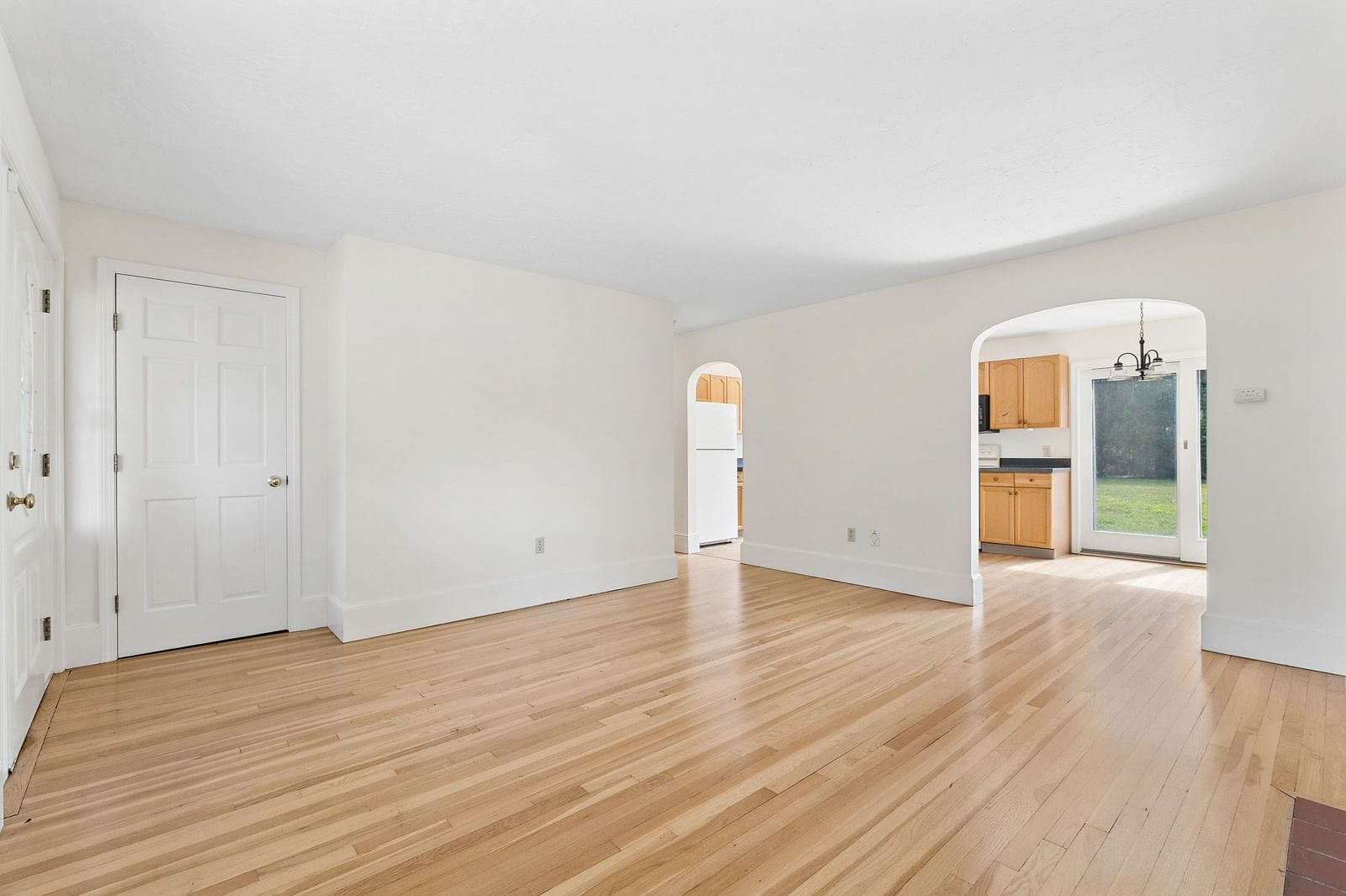 9 Old Lowell Road Westford — Photo 9 of 42