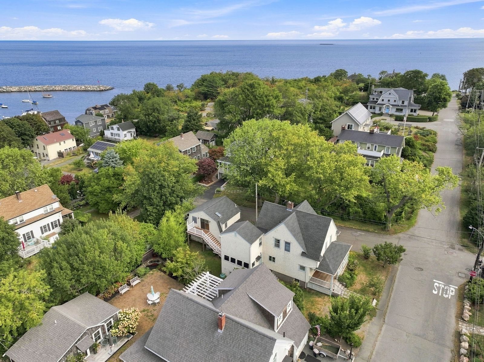 19 Norwood Ave Rockport — Photo 5 of 35