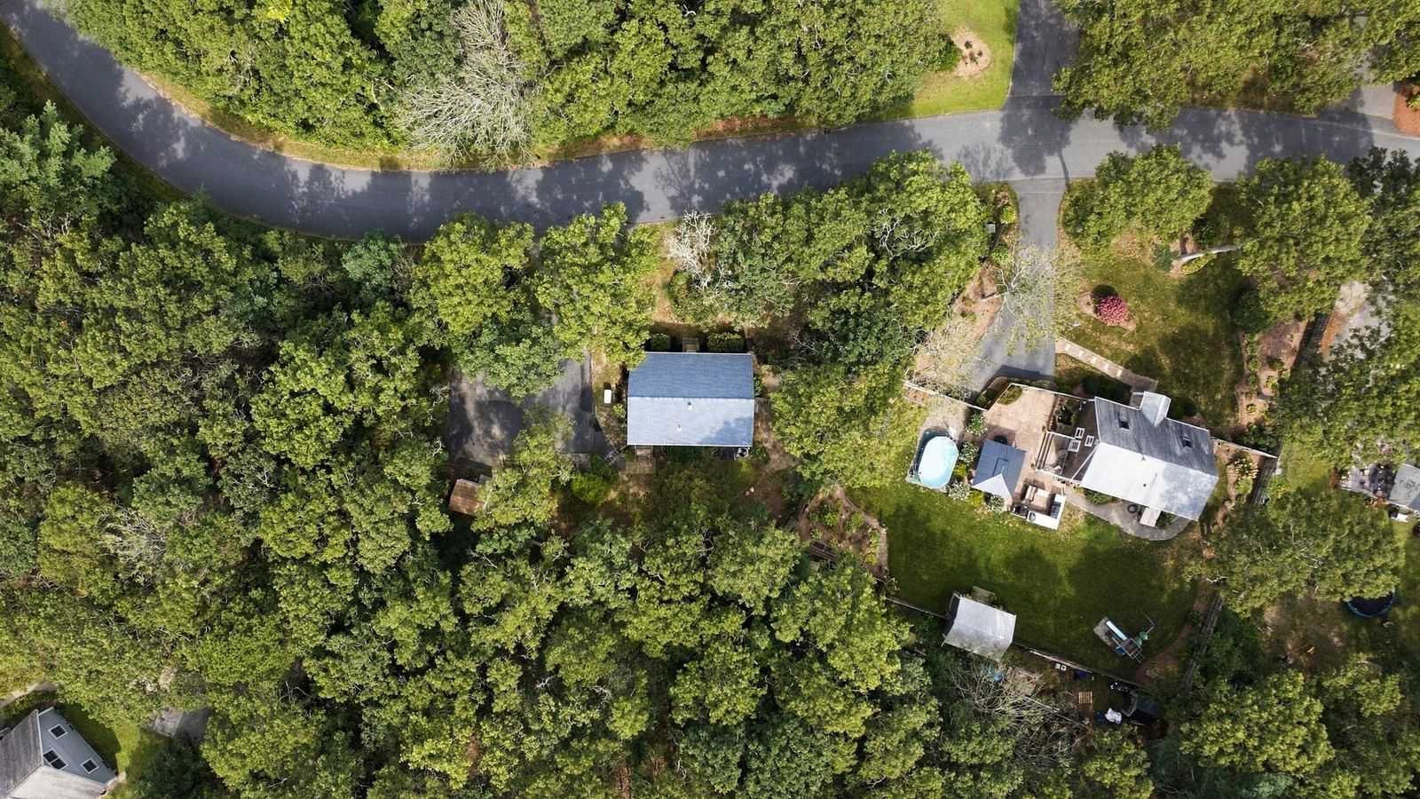 16 Gunters Ln Mashpee — Photo 5 of 34