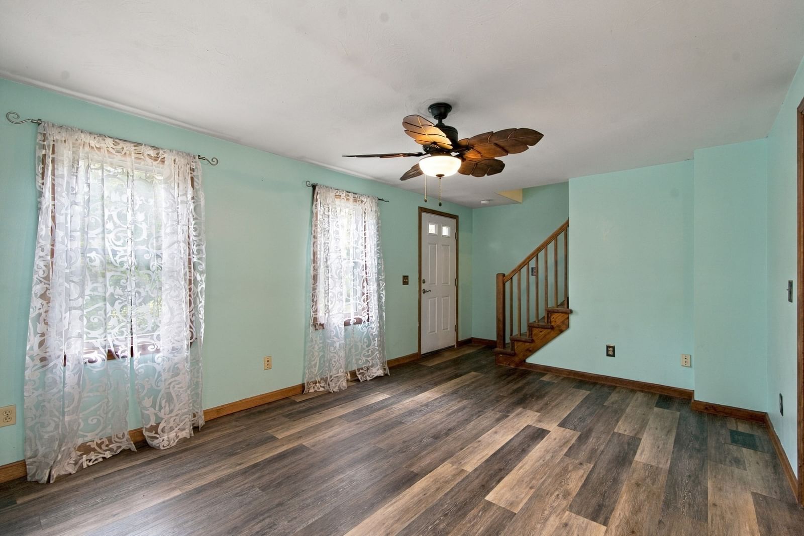 16 Gunters Ln Mashpee — Photo 6 of 34