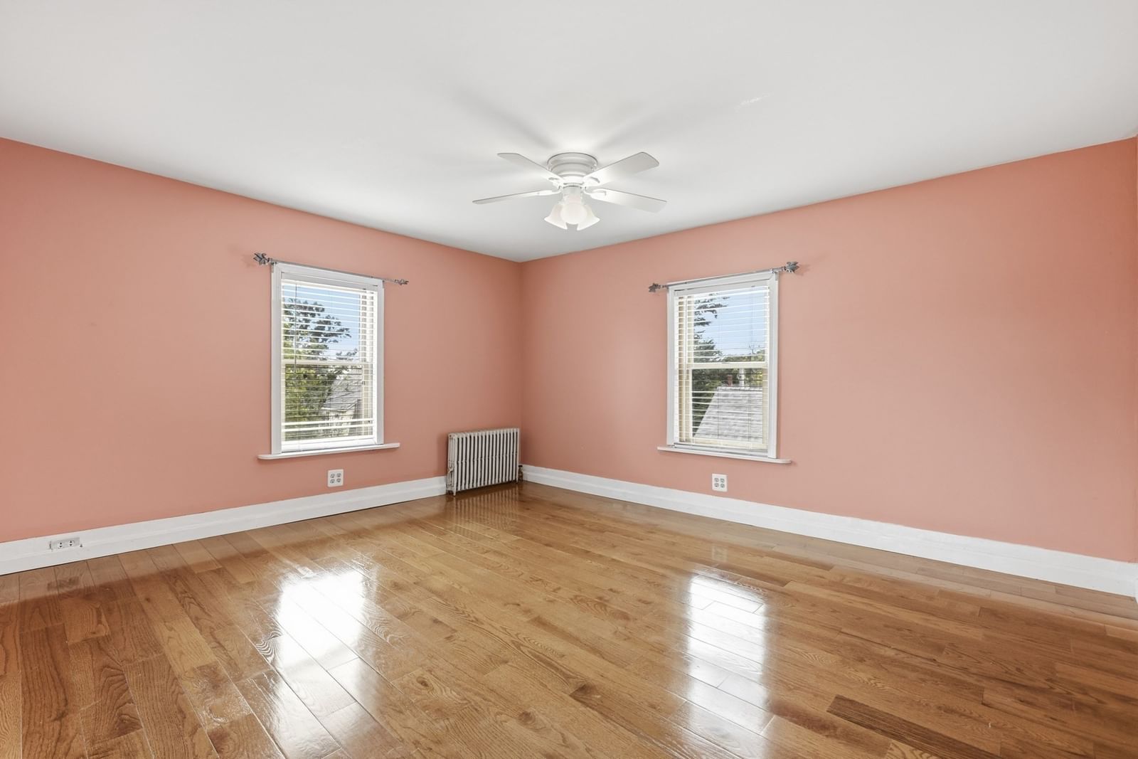 29 Woodlawn Lynn — Photo 19 of 22