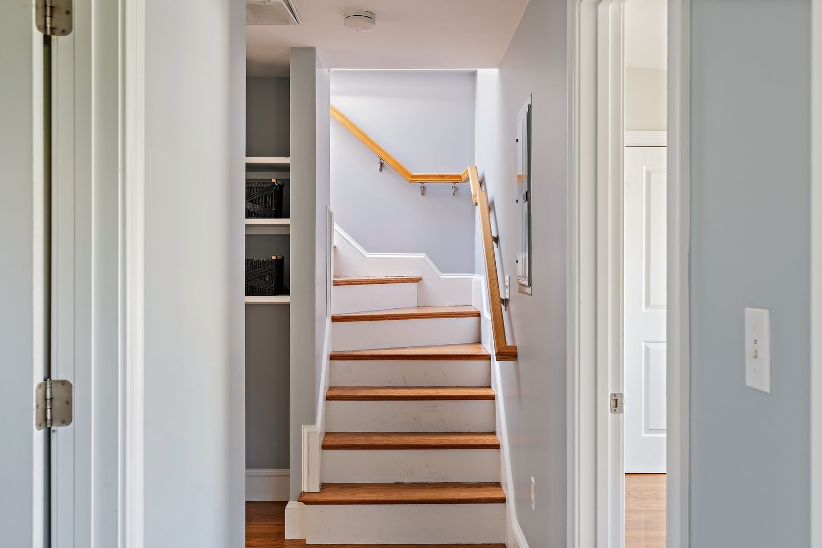 413 E 7th St #2 Boston — Photo 28 of 35