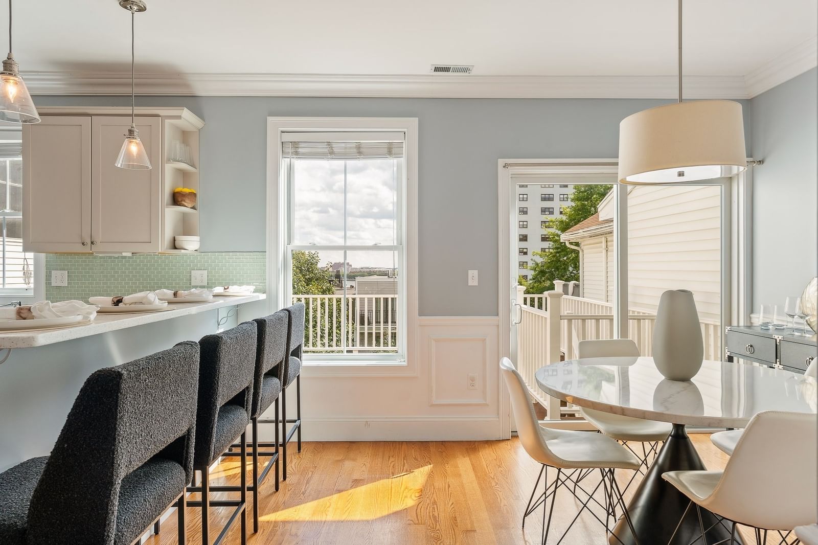 413 E 7th St #2 Boston — Photo 9 of 35
