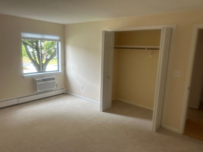 8 Hallmark Gdns Unit 5