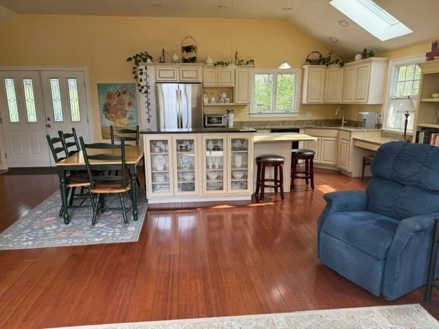 38 Reynolds Ave Randolph — Photo 7 of 42