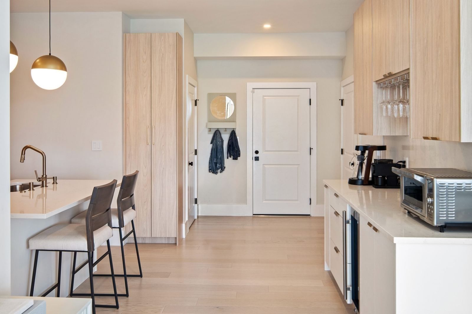 181 Coleridge St #C Boston — Photo 11 of 32