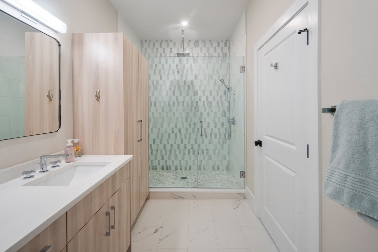 181 Coleridge St #C Boston — Photo 18 of 32