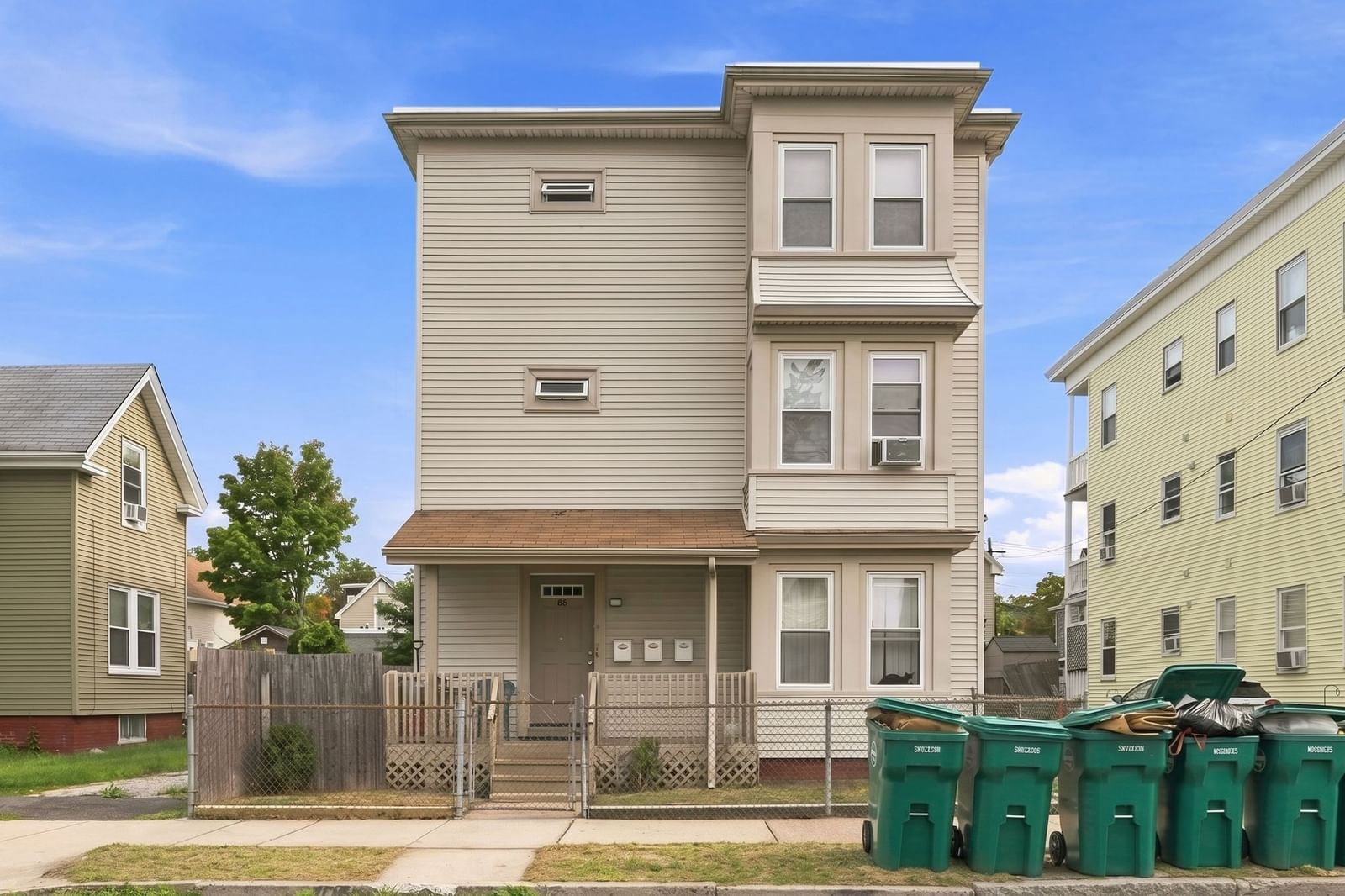 89 Eutaw Ave Lynn — Photo 2 of 36