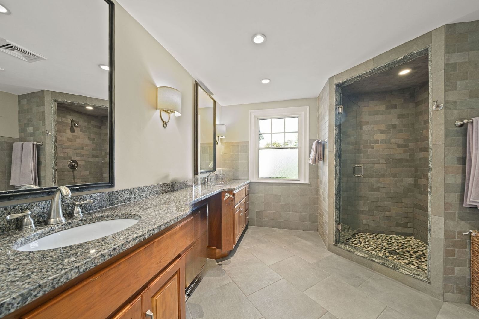 21 Elmwood Rd Wellesley — Photo 24 of 42