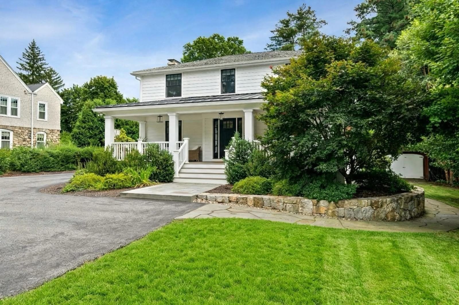 21 Elmwood Rd Wellesley — Photo 6 of 42