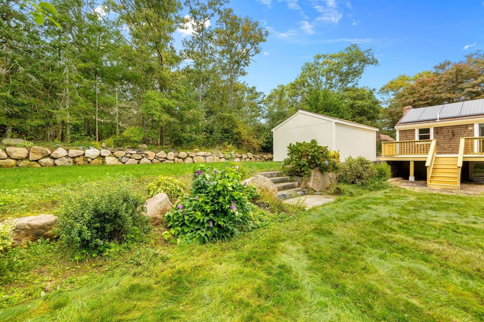 19 Essex Rd Mashpee — Photo 6 of 26