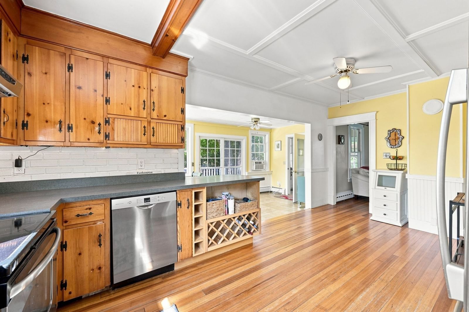 143 Park St Easthampton — Photo 11 of 42
