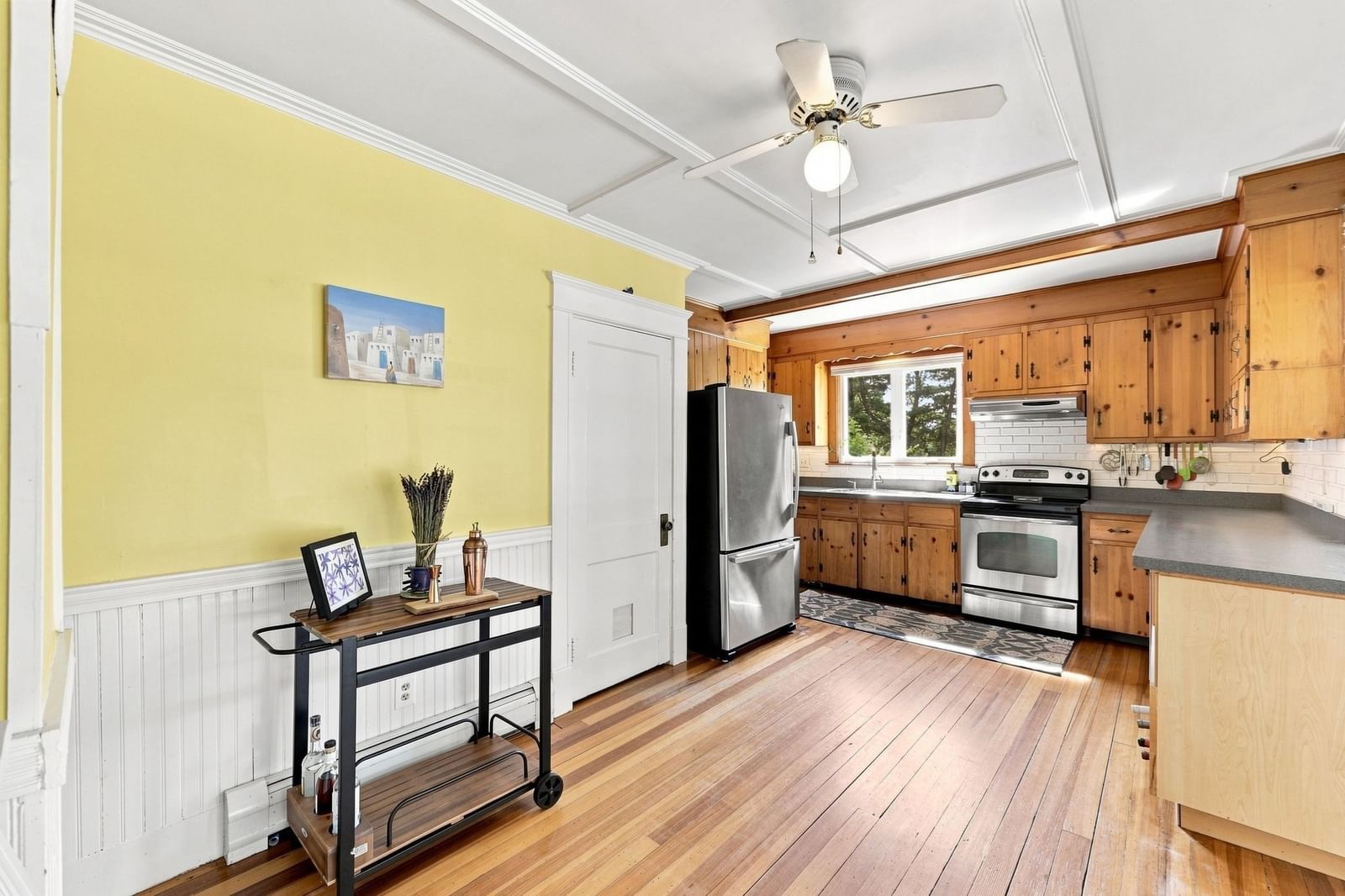 143 Park St Easthampton — Photo 12 of 42