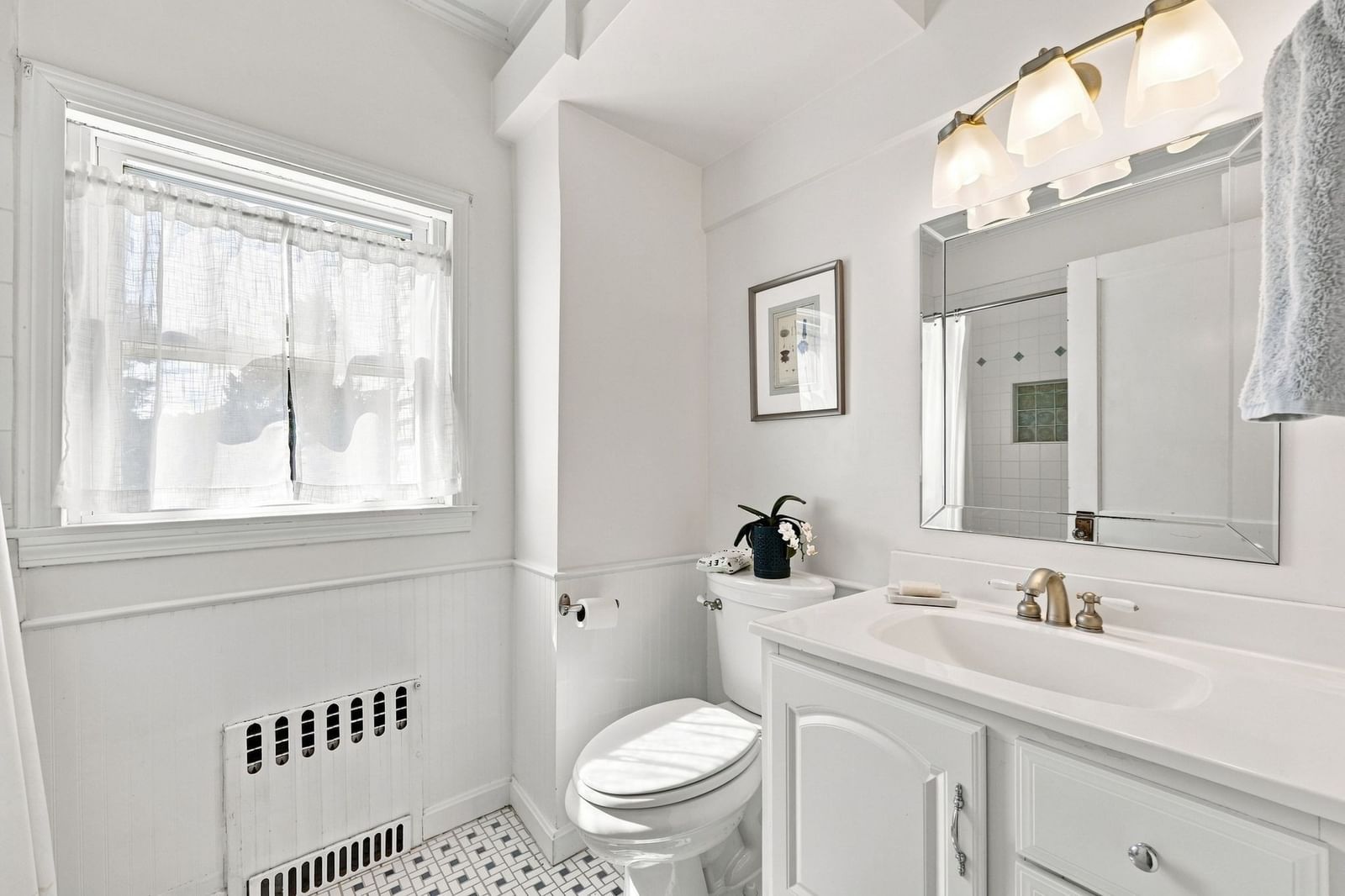 143 Park St Easthampton — Photo 25 of 42