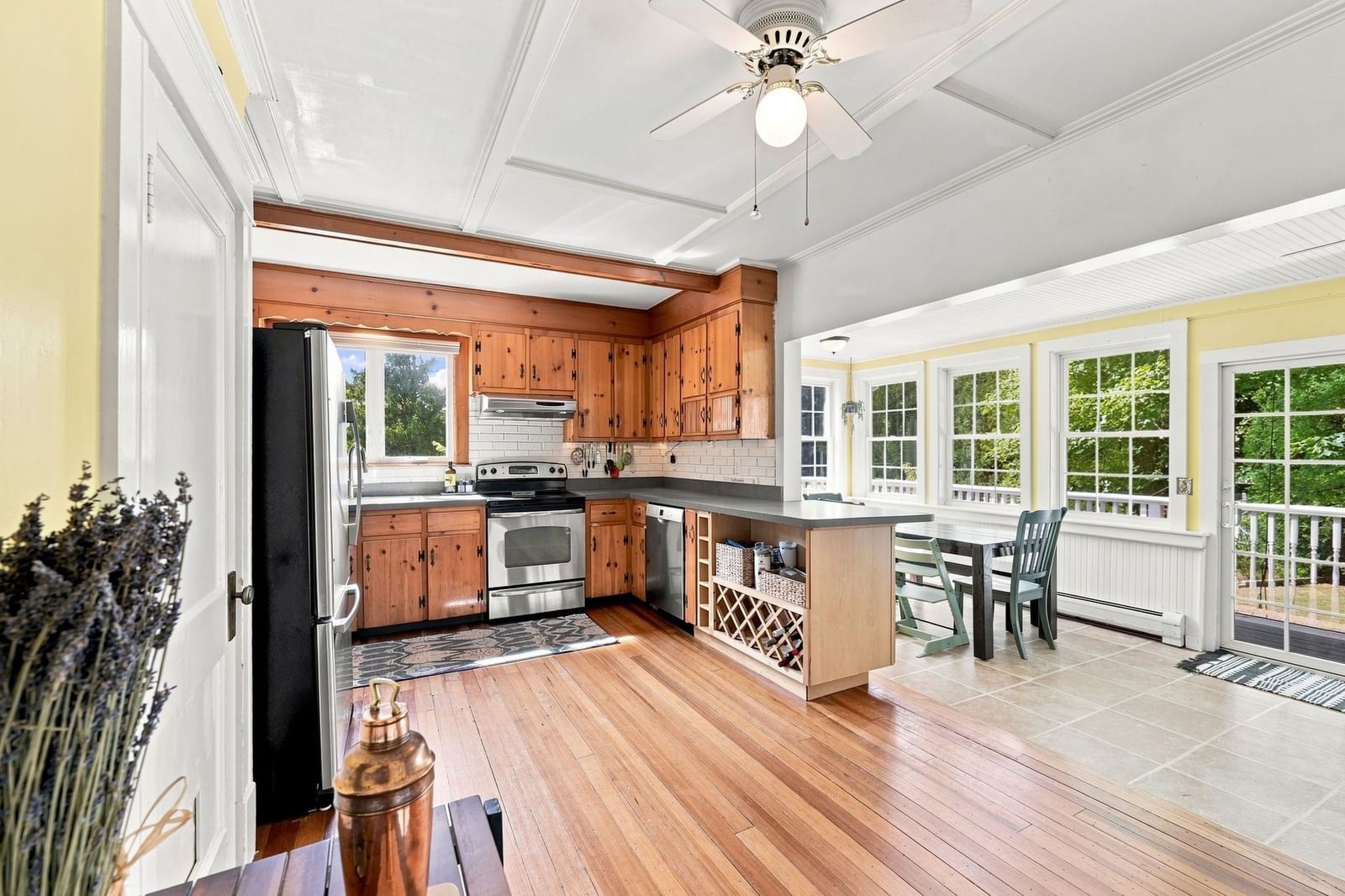 143 Park St Easthampton — Photo 9 of 42