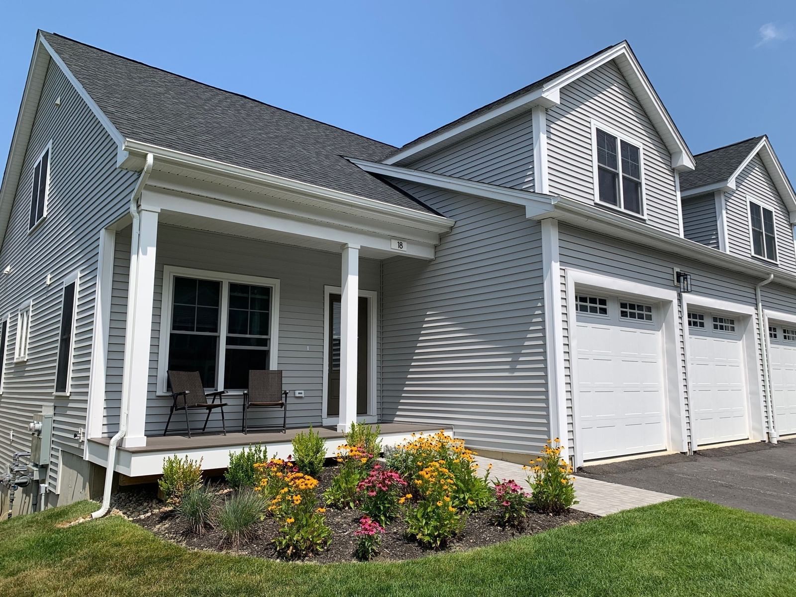 25 Salisbury Hill Blvd #74 Worcester — Photo 1 of 42