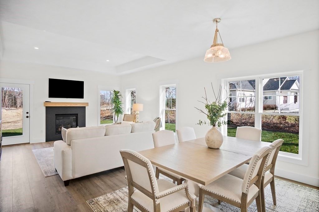 25 Salisbury Hill Blvd #74 Worcester — Photo 9 of 42