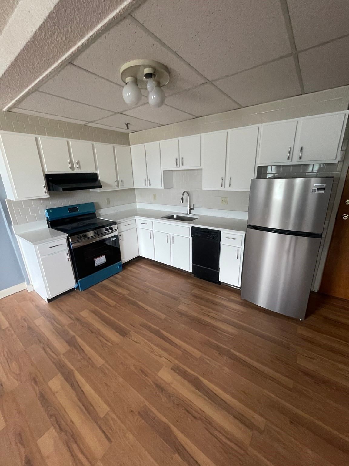 80 Foster St #307 Peabody — Photo 2 of 9