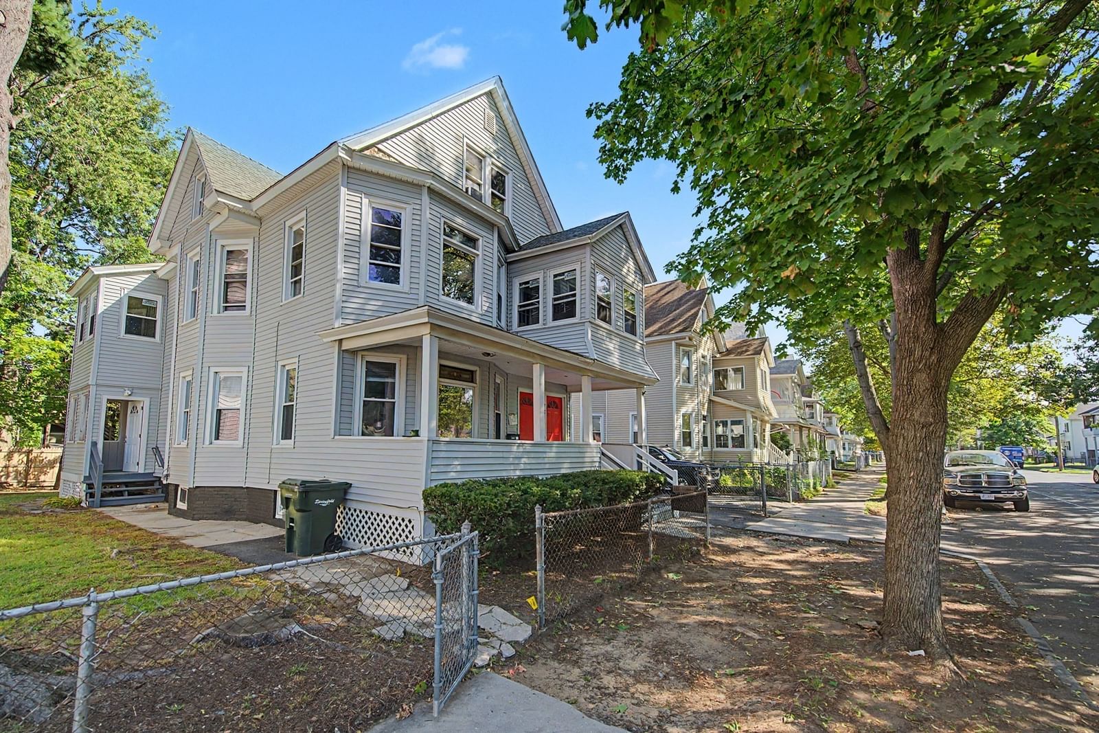 62-64 Alderman Street Springfield — Photo 2 of 23