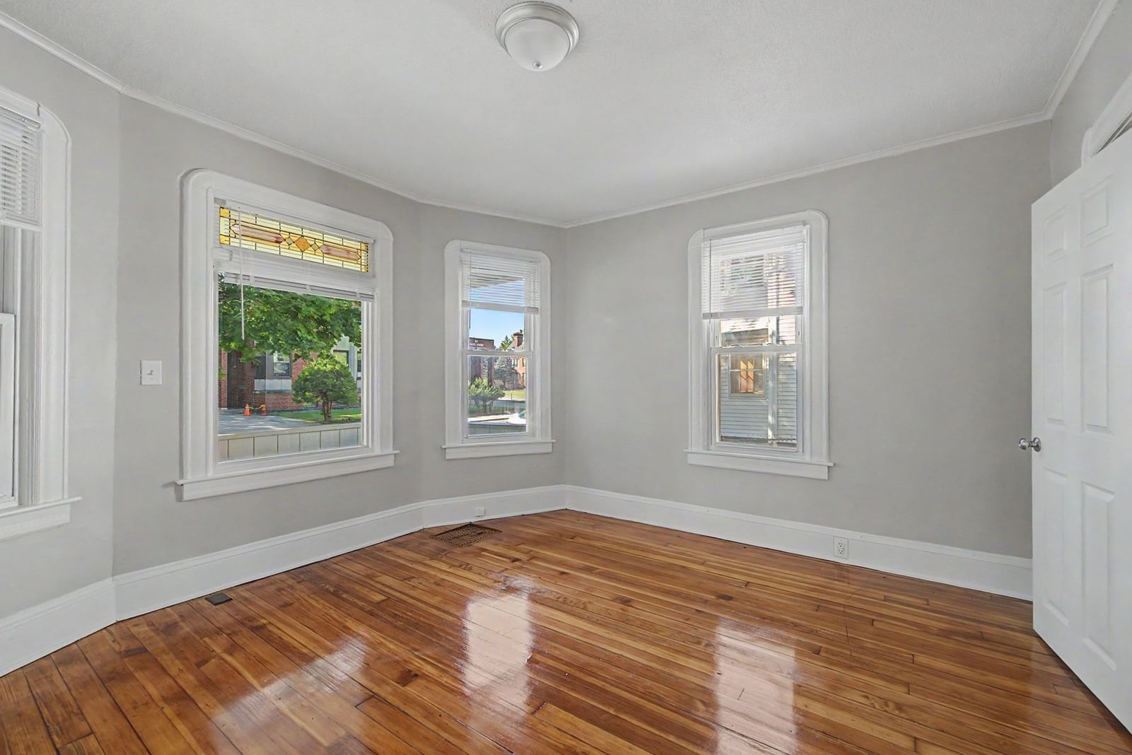 62-64 Alderman Street Springfield — Photo 8 of 23
