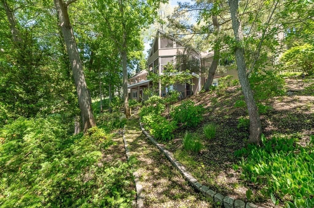 9 Elm Top Beverly — Photo 3 of 40