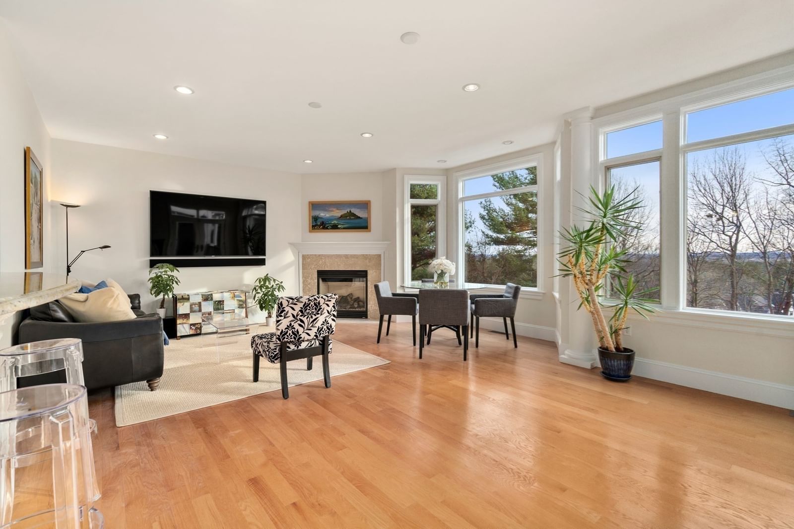 177 Baldpate Hill Rd Newton — Photo 12 of 38