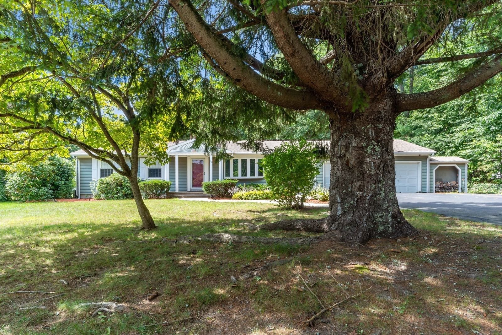 23 Colonial Way Rehoboth — Photo 4 of 39