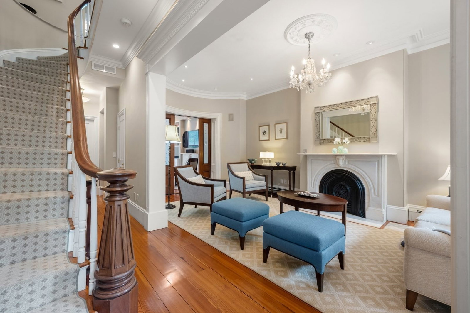 112 Appleton St Boston — Photo 3 of 39