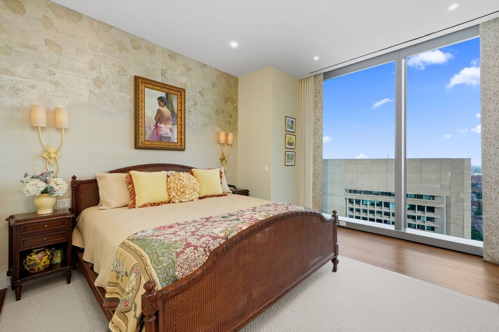 1 Dalton St #3205 Boston — Photo 16 of 42