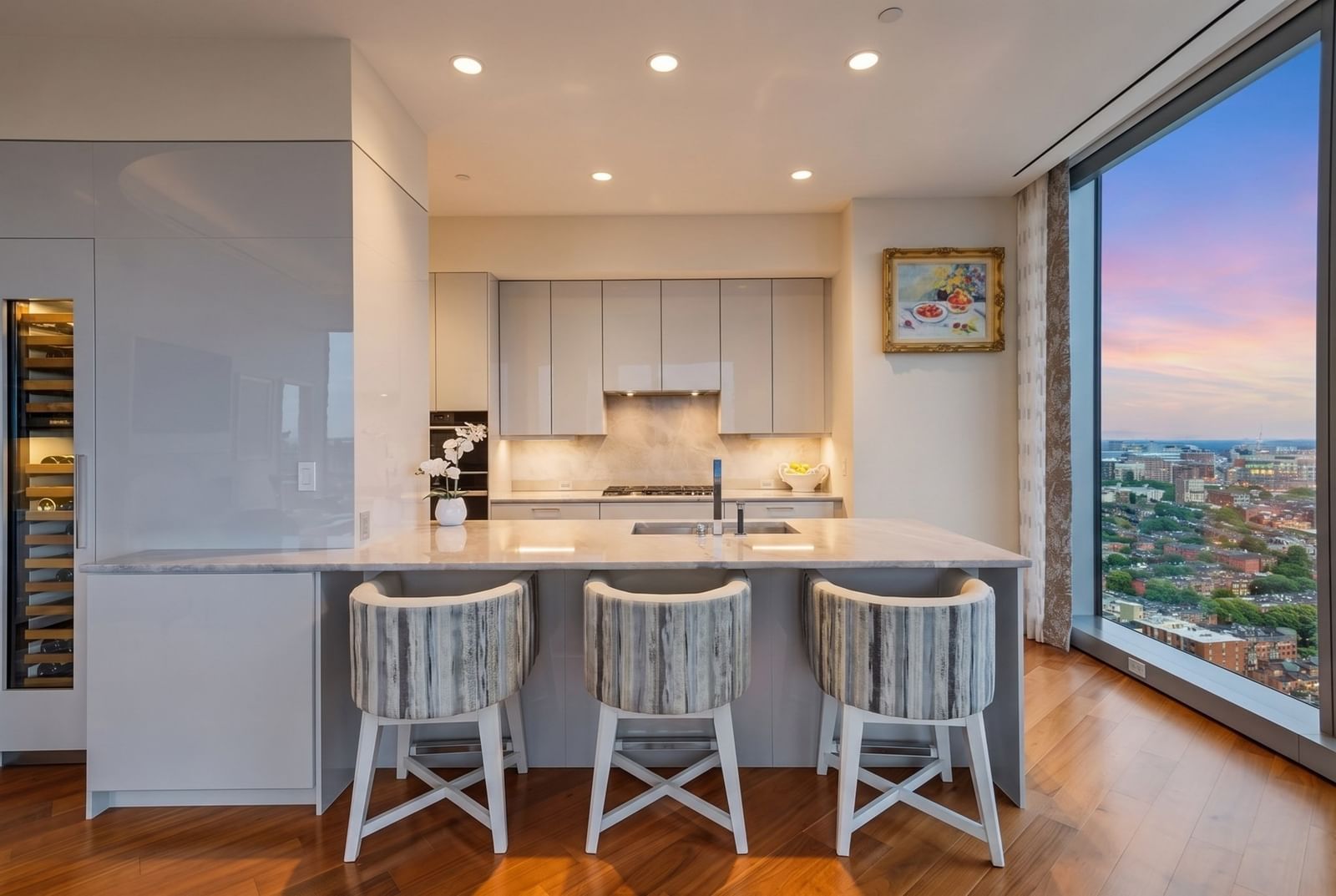 1 Dalton St #3205 Boston — Photo 4 of 42