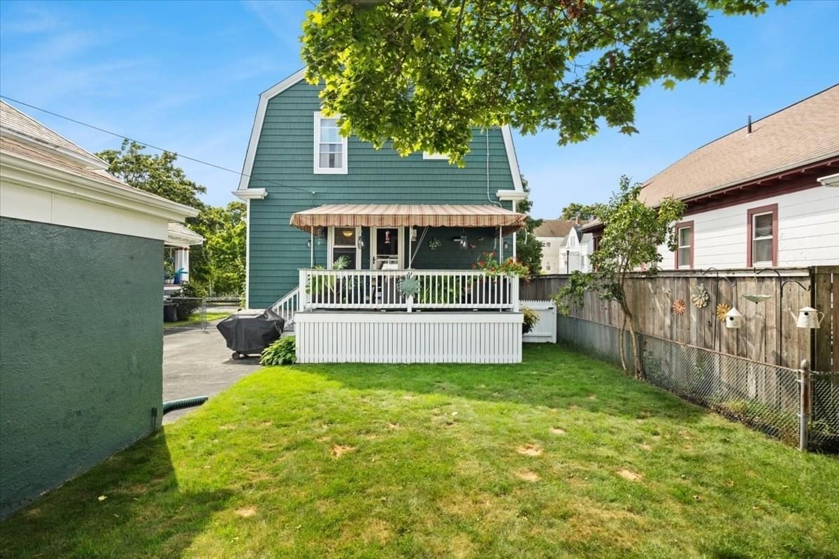 287 Wood St New Bedford — Photo 12 of 38