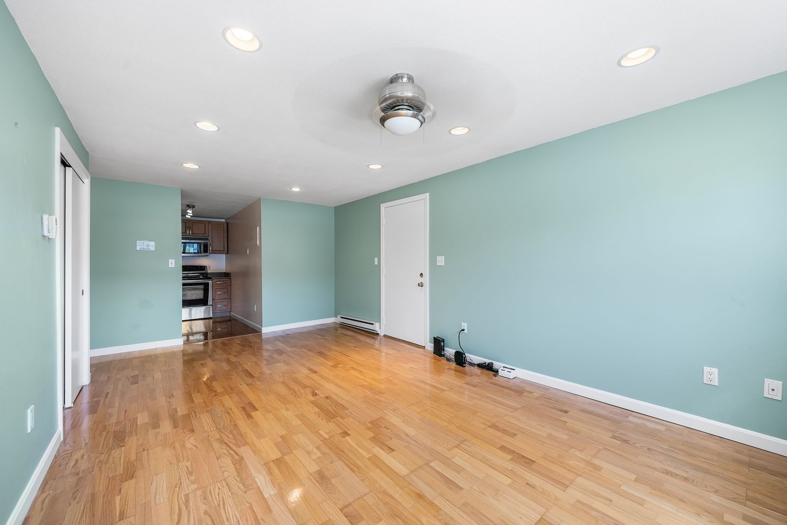16-C Mayberry Dr #3 Westborough — Photo 4 of 28