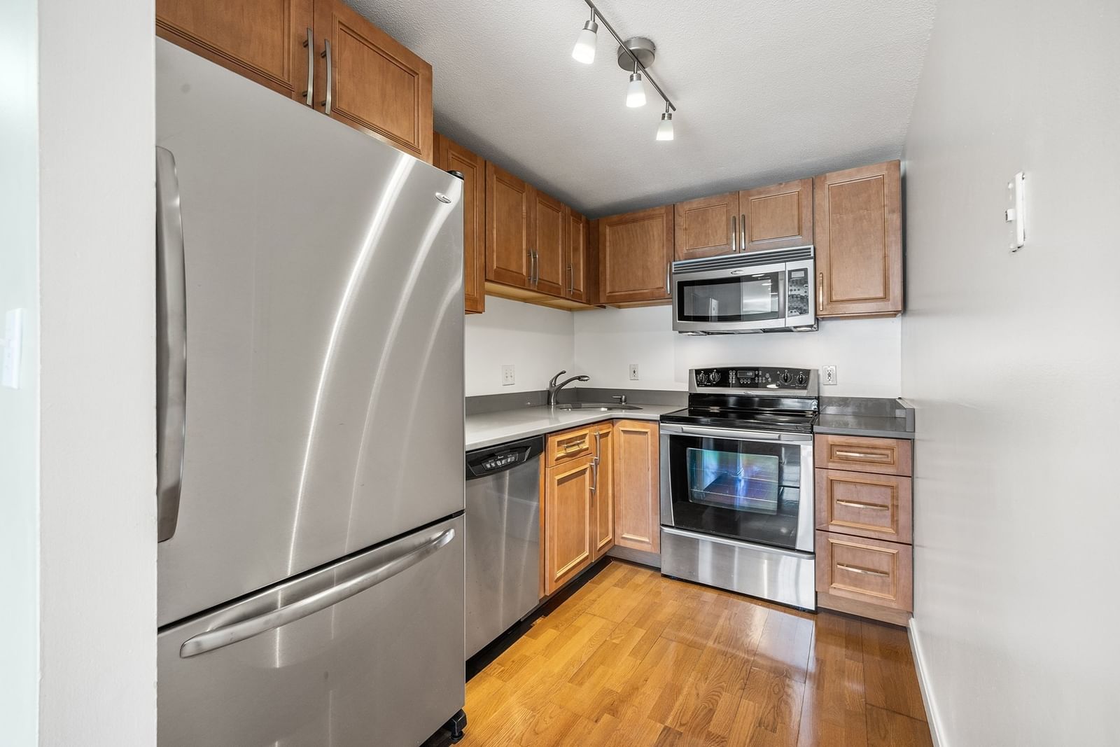 16-C Mayberry Dr #3 Westborough — Photo 8 of 28