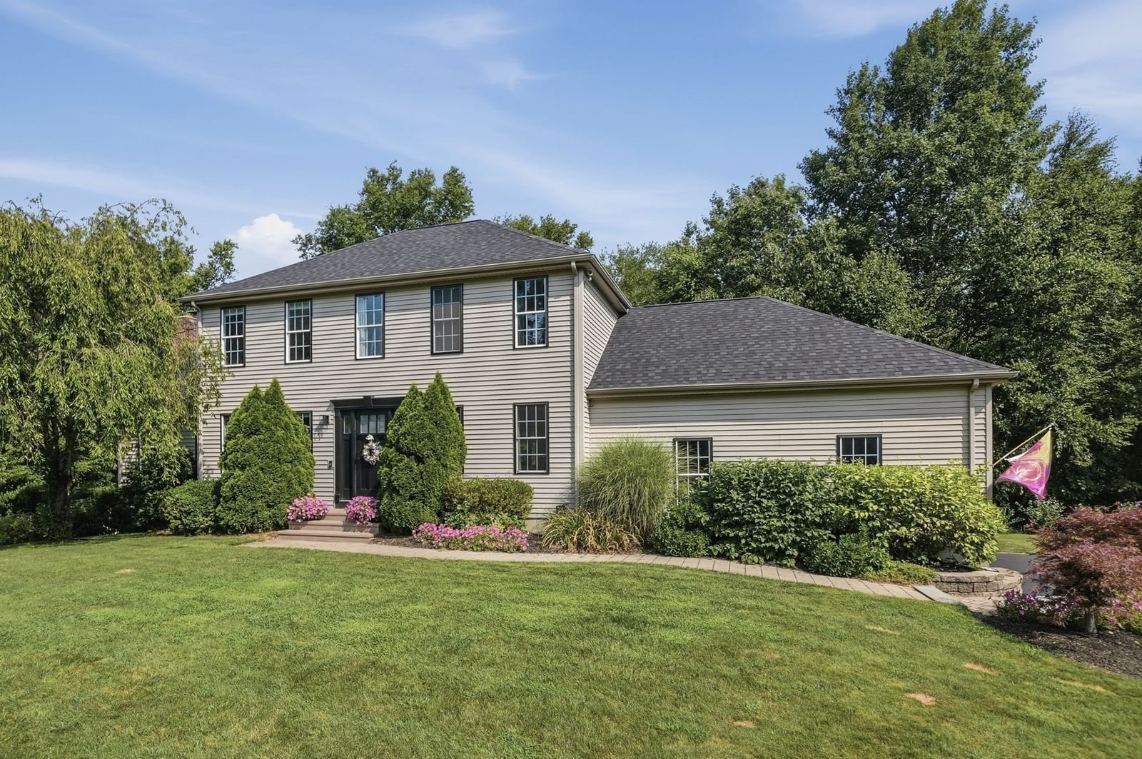 5 Dunny Cove Road Uxbridge — Photo 2 of 42
