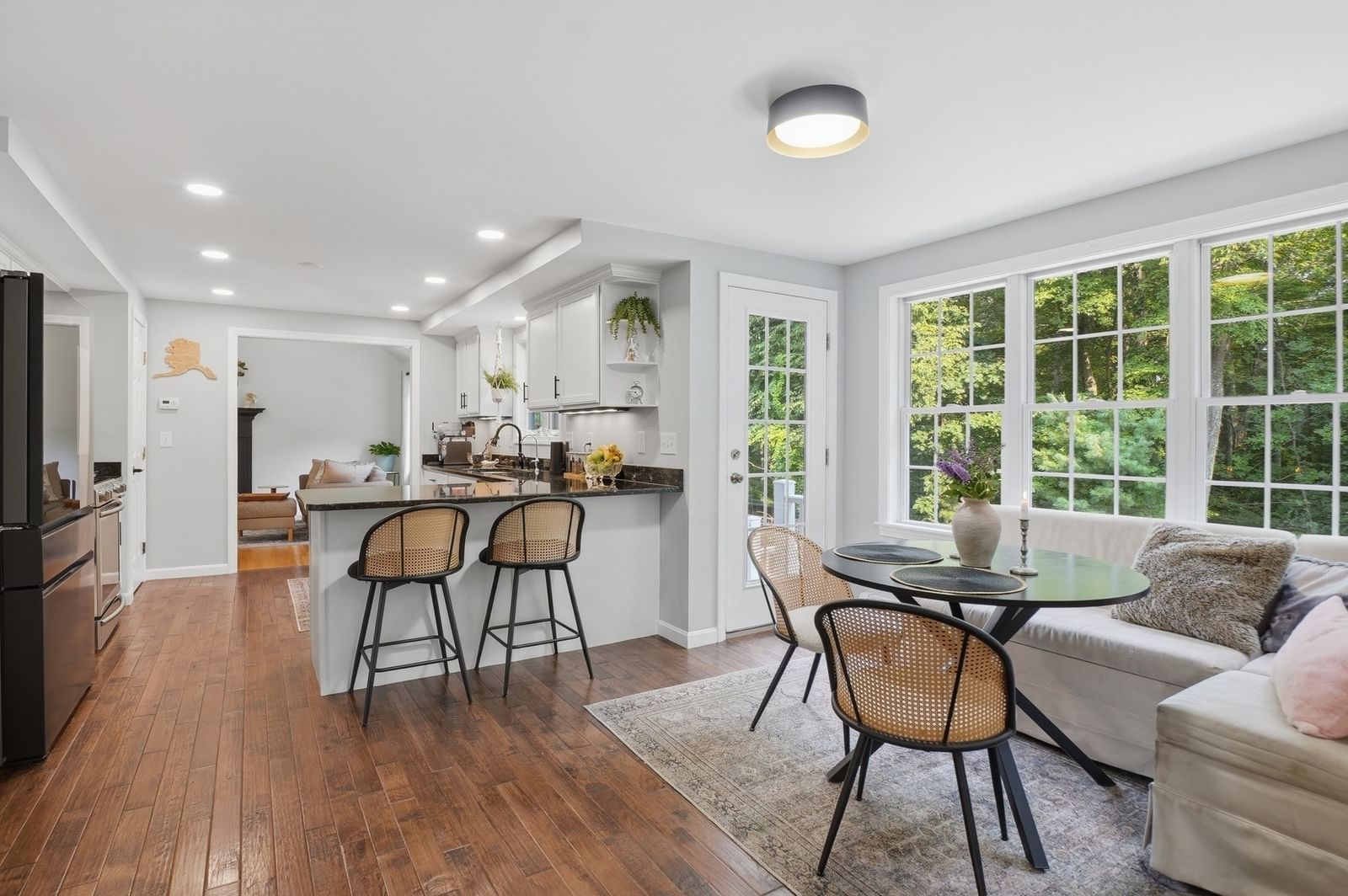 5 Dunny Cove Road Uxbridge — Photo 8 of 42