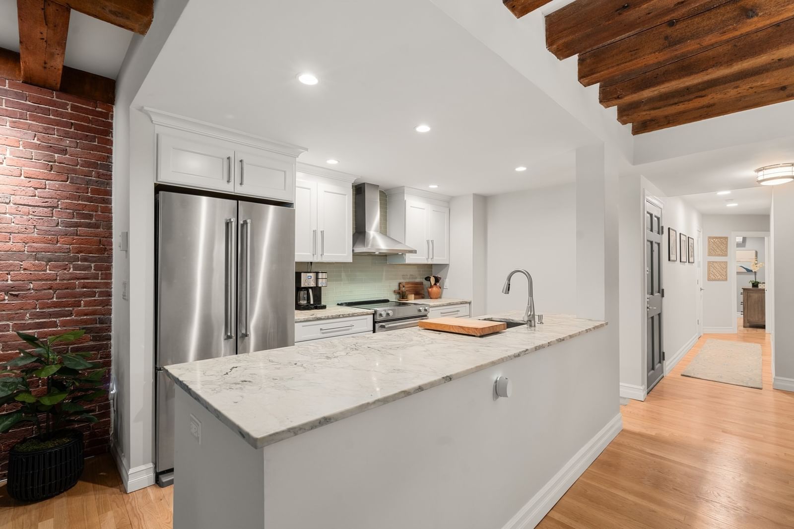 80 Commercial St #2 Boston — Photo 4 of 20