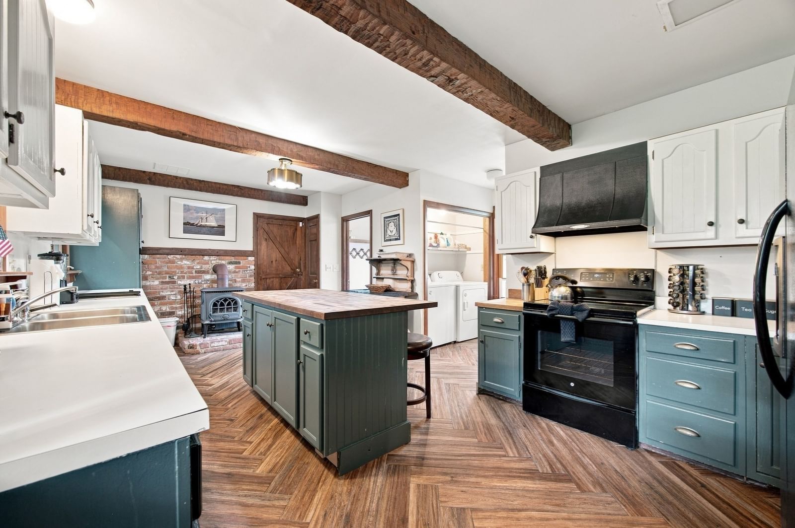 21 Saint James Avenue Lee — Photo 33 of 36