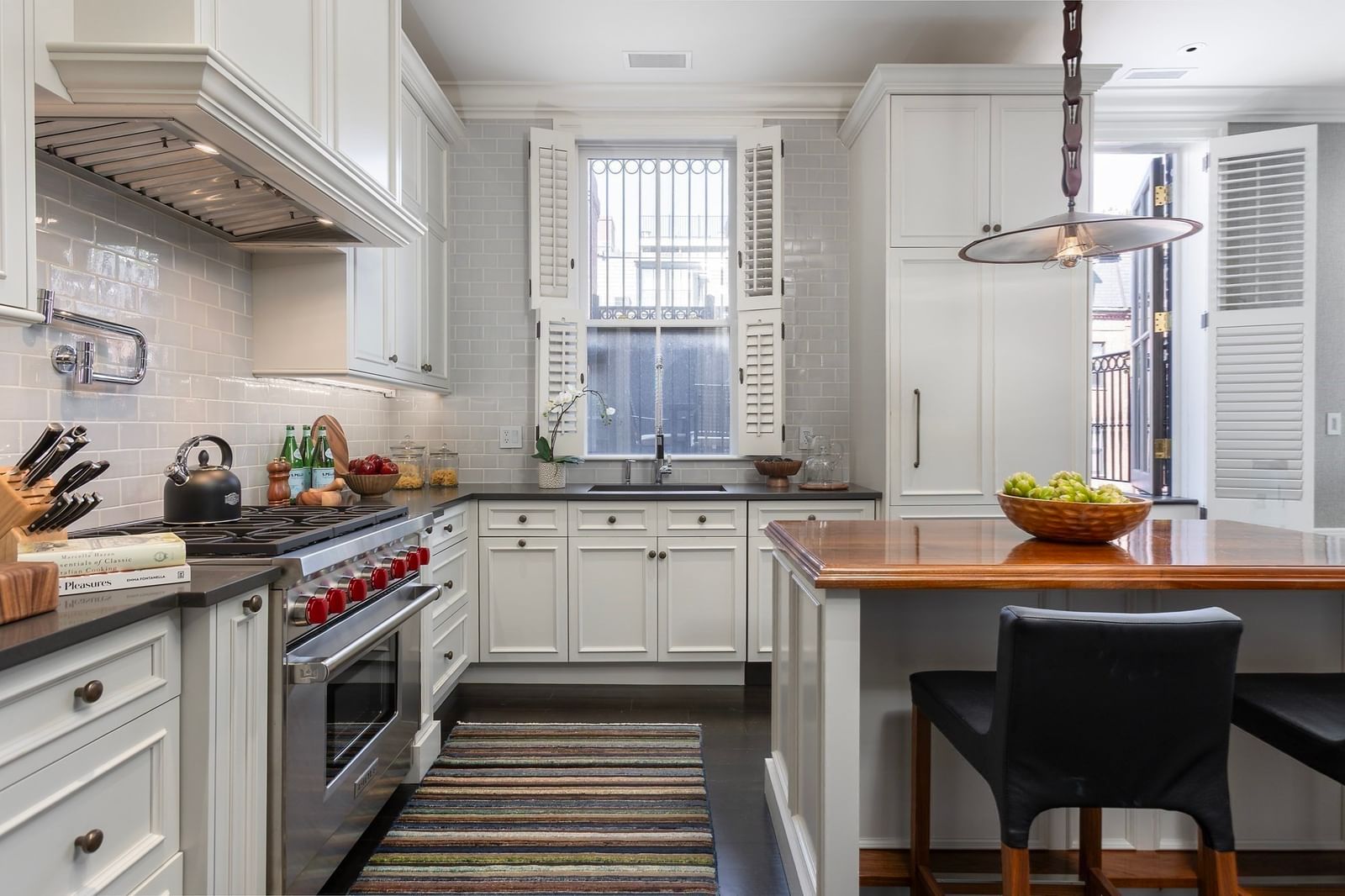 17 Commonwealth Ave #PH Boston — Photo 9 of 22