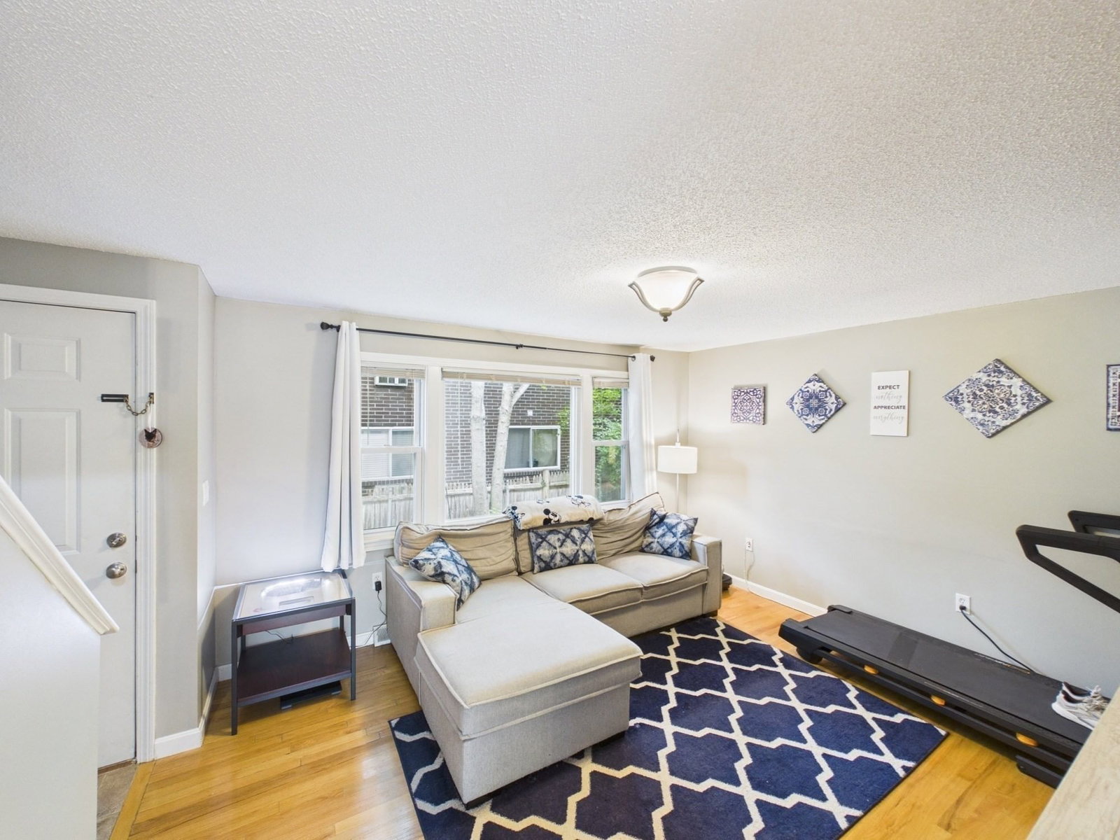 126 Willard Street #I Lowell — Photo 4 of 39