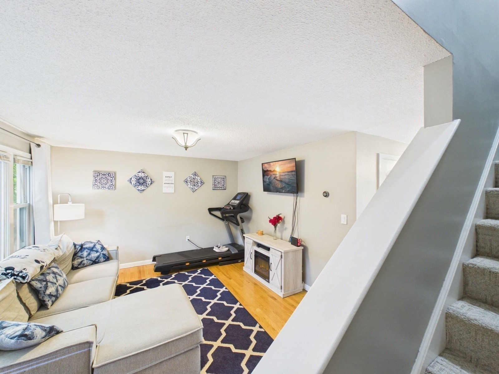 126 Willard Street #I Lowell — Photo 7 of 39