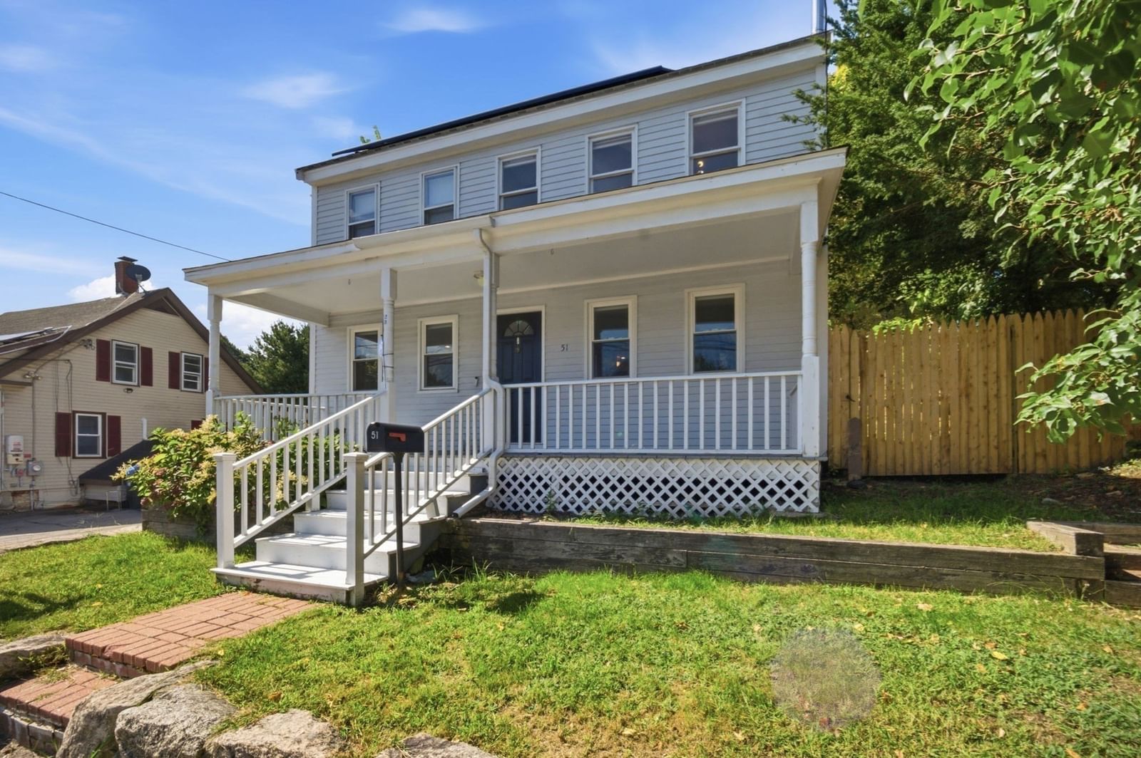 51 Mechanic St Bellingham — Photo 2 of 40