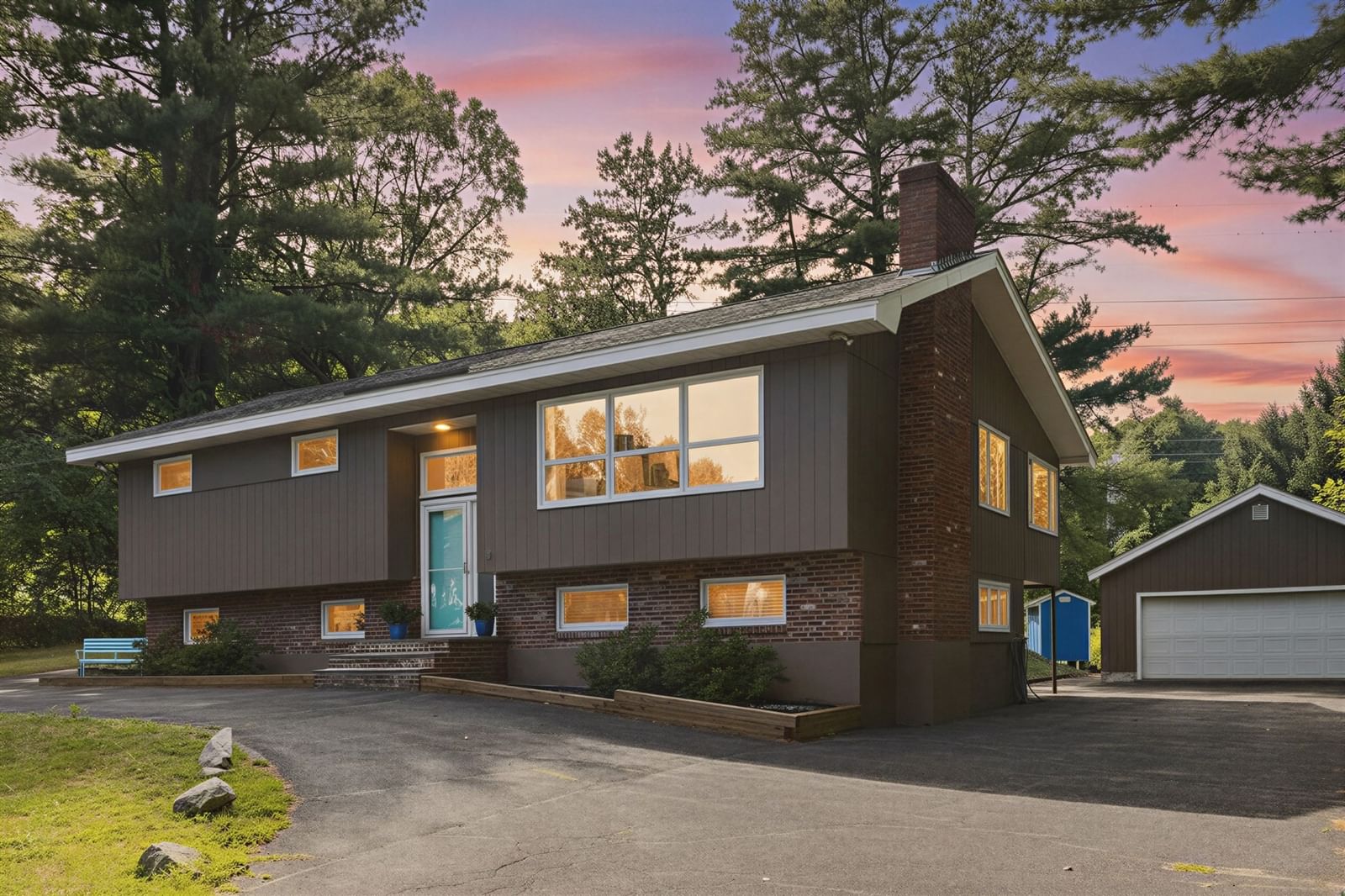 Property at 12 Stevens Pl, Saugus, MA 01906