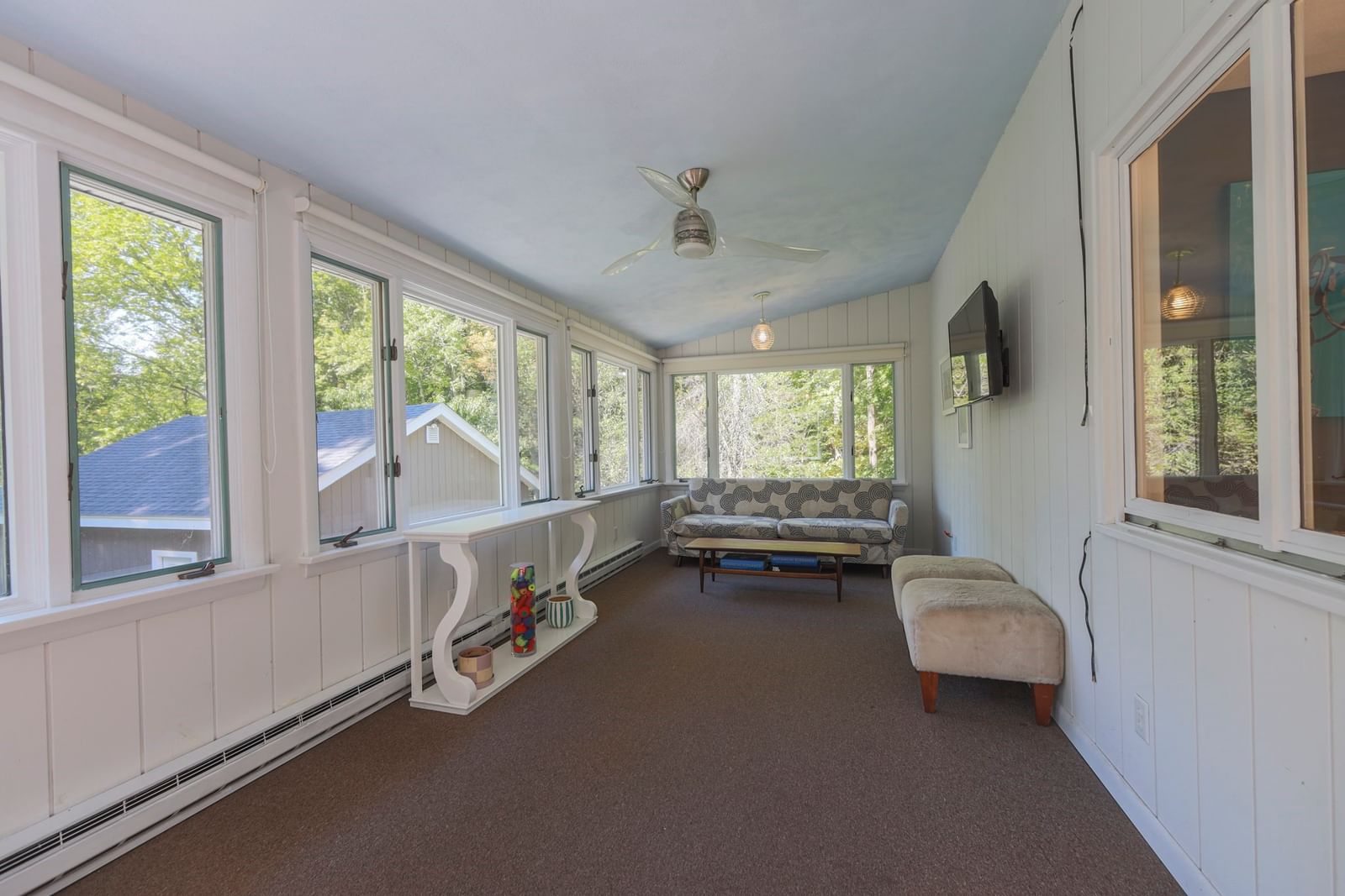 12 Stevens Pl Saugus — Photo 11 of 31