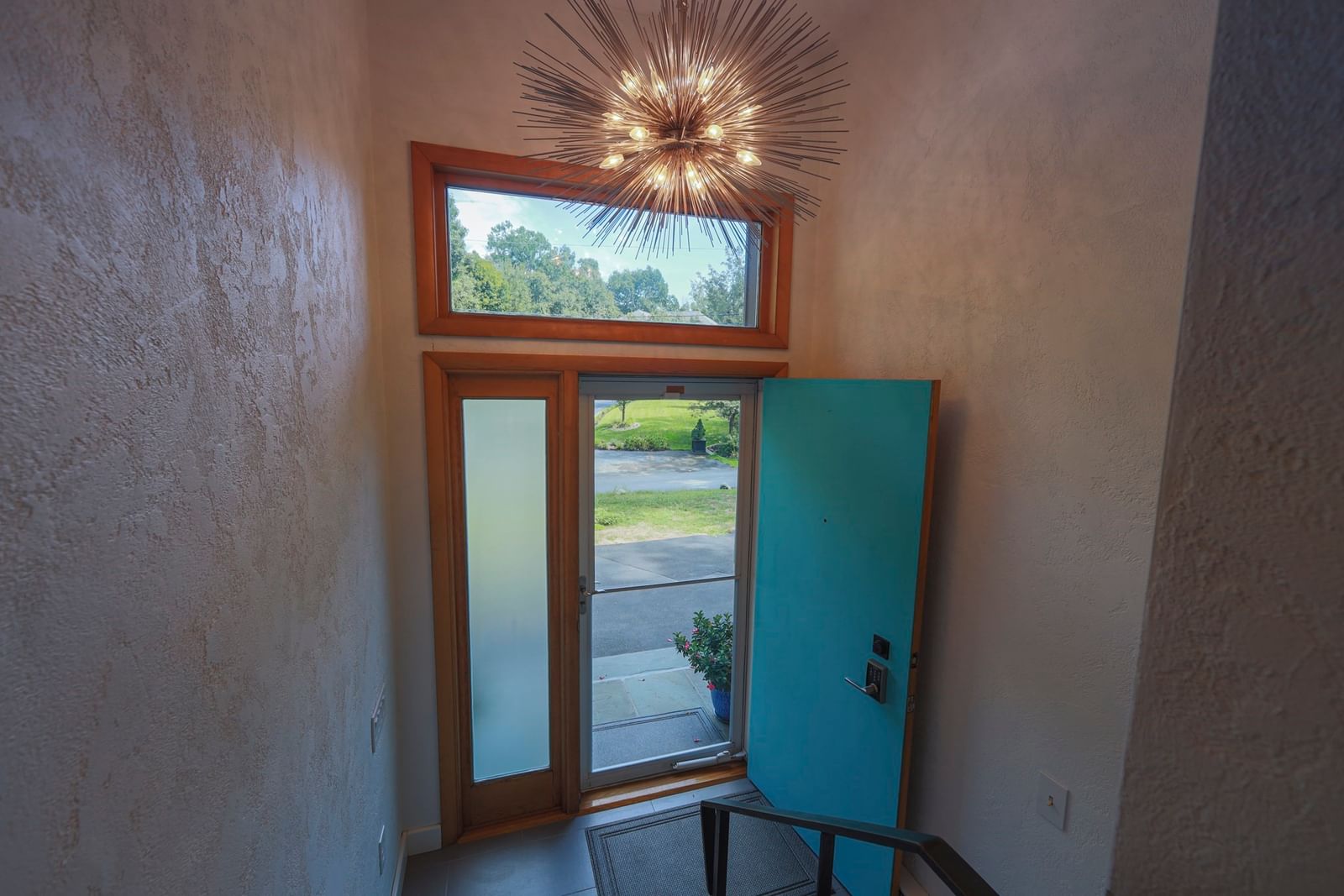 12 Stevens Pl Saugus — Photo 20 of 31