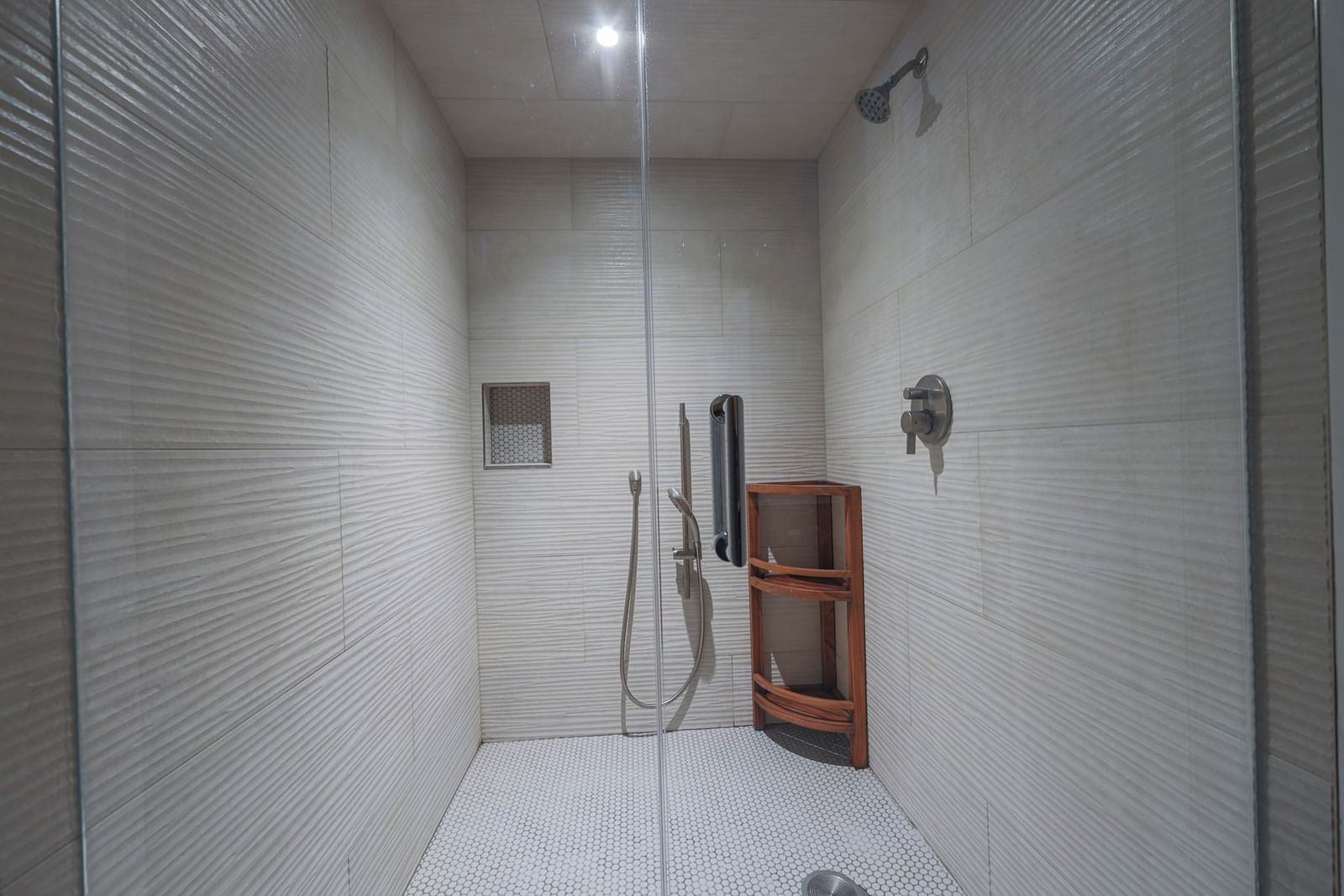 12 Stevens Pl Saugus — Photo 24 of 31