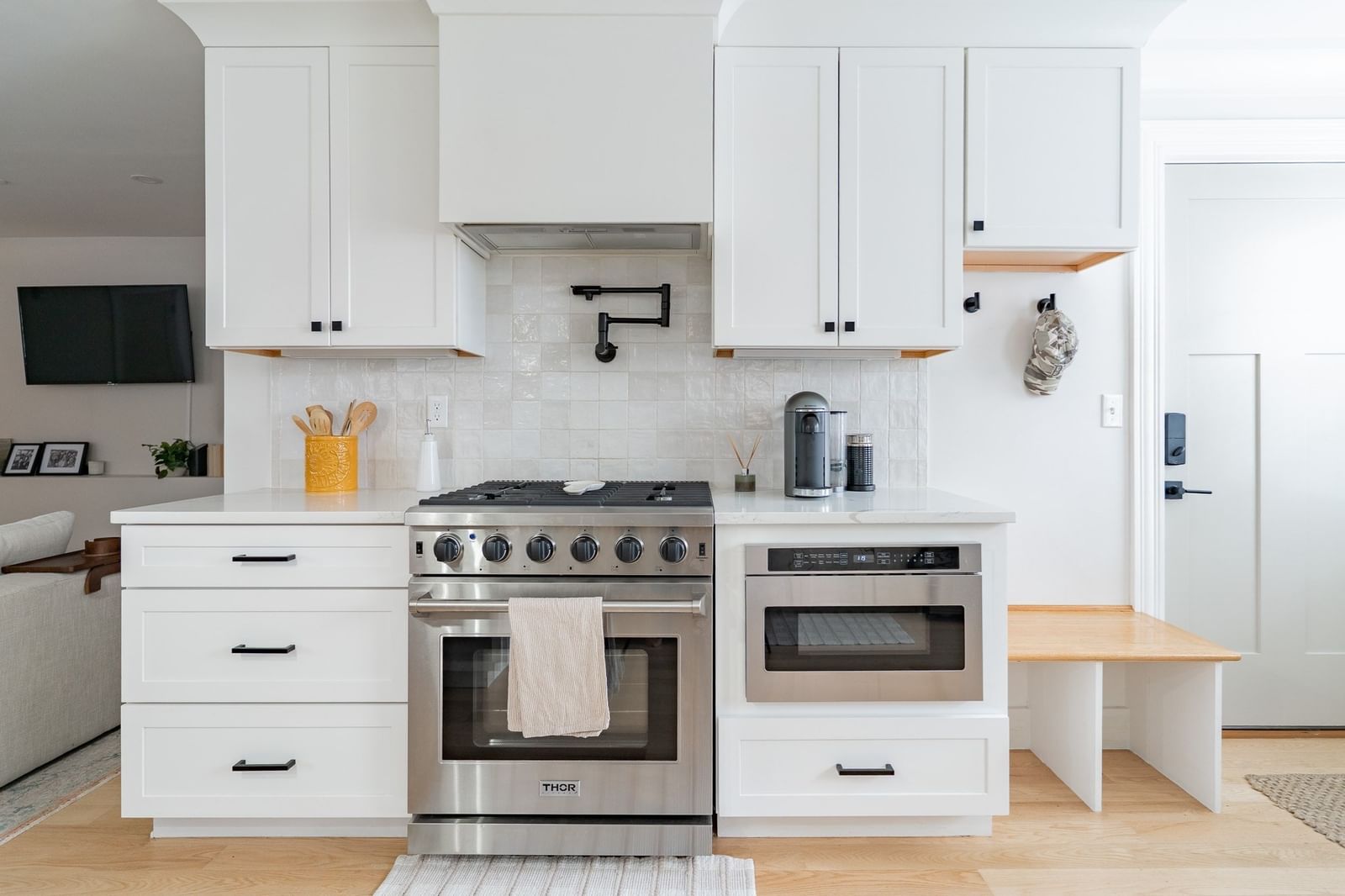 226 Havre St #1 Boston — Photo 3 of 17