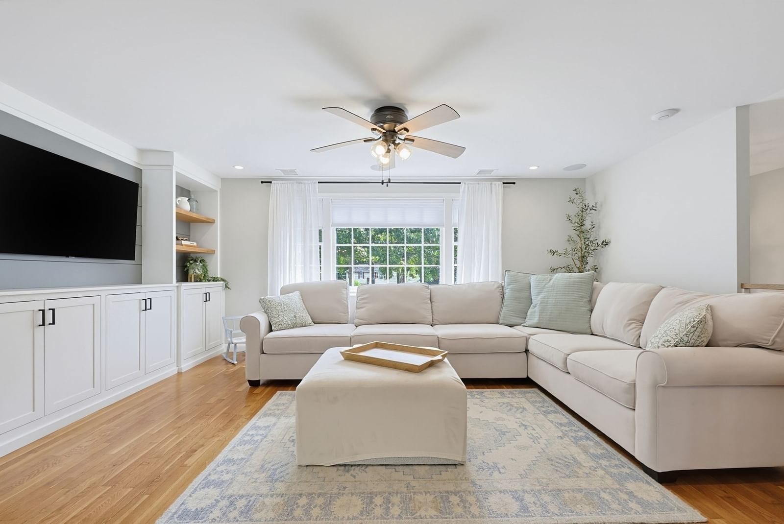10 Howe Circle Randolph — Photo 11 of 42