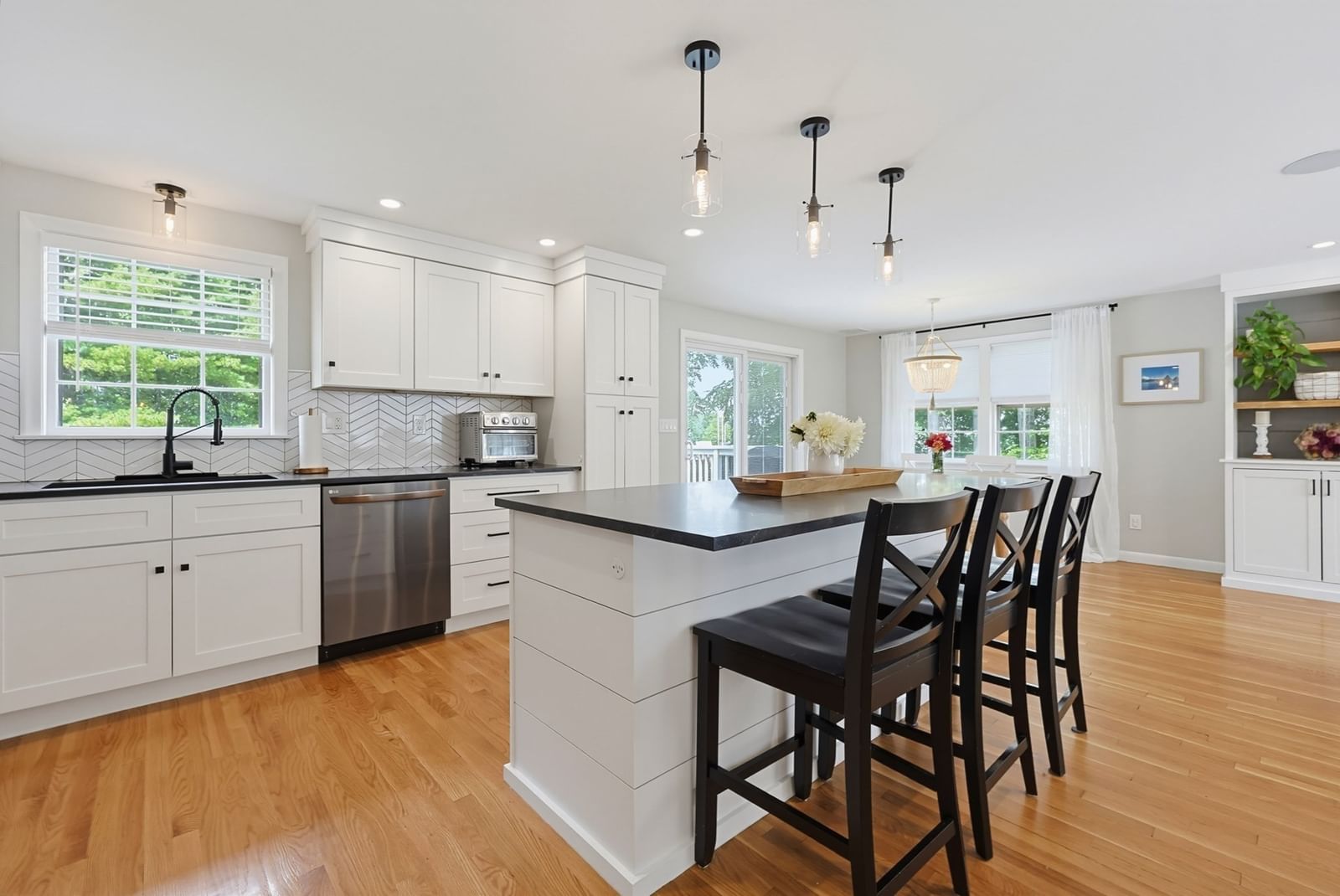 10 Howe Circle Randolph — Photo 2 of 42