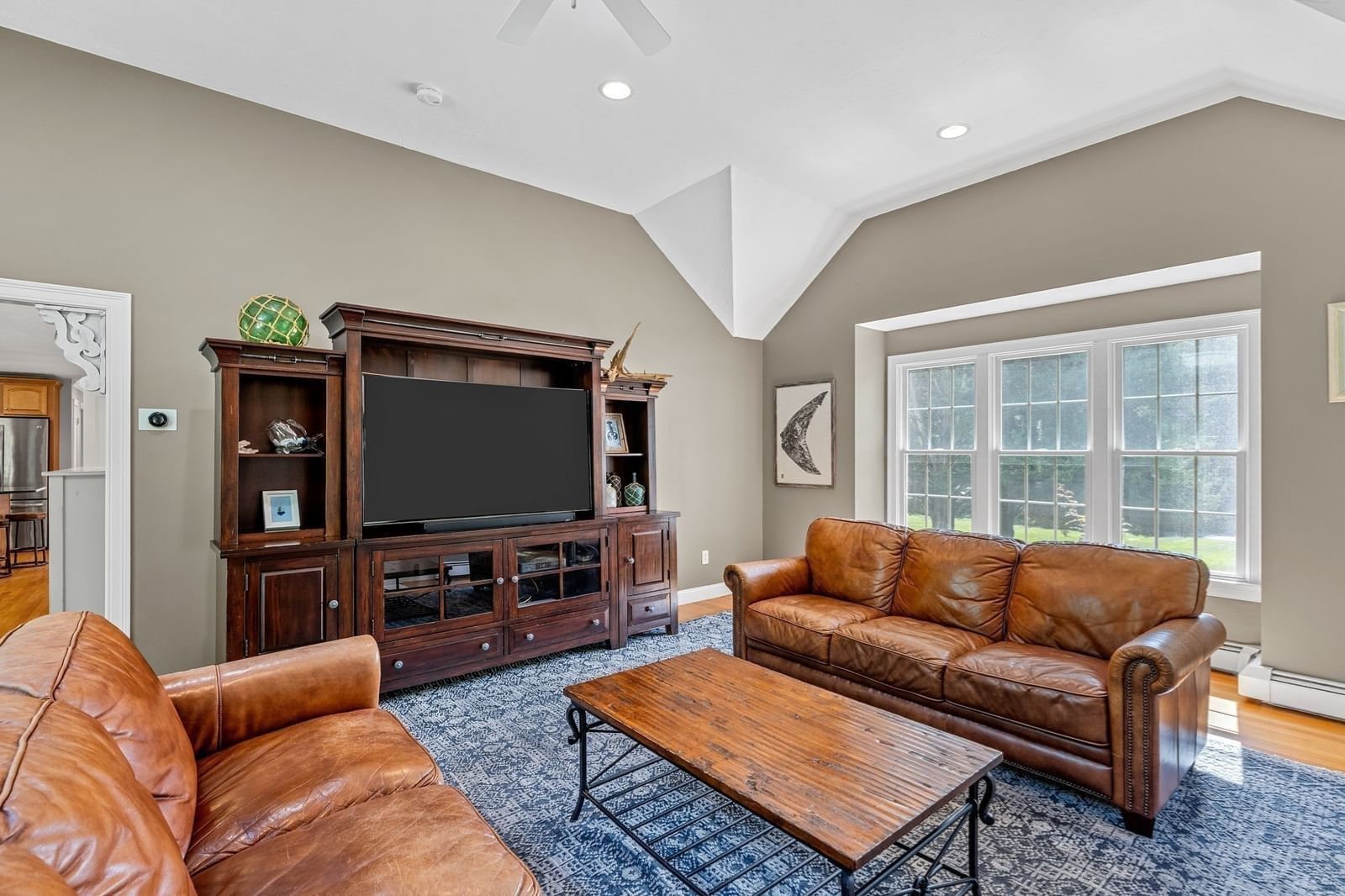 94 Valley Street Duxbury — Photo 13 of 40